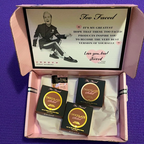 Too Faced Chocolate Bronzer (x1) NEW UNOPENED - Picture 2 of 5